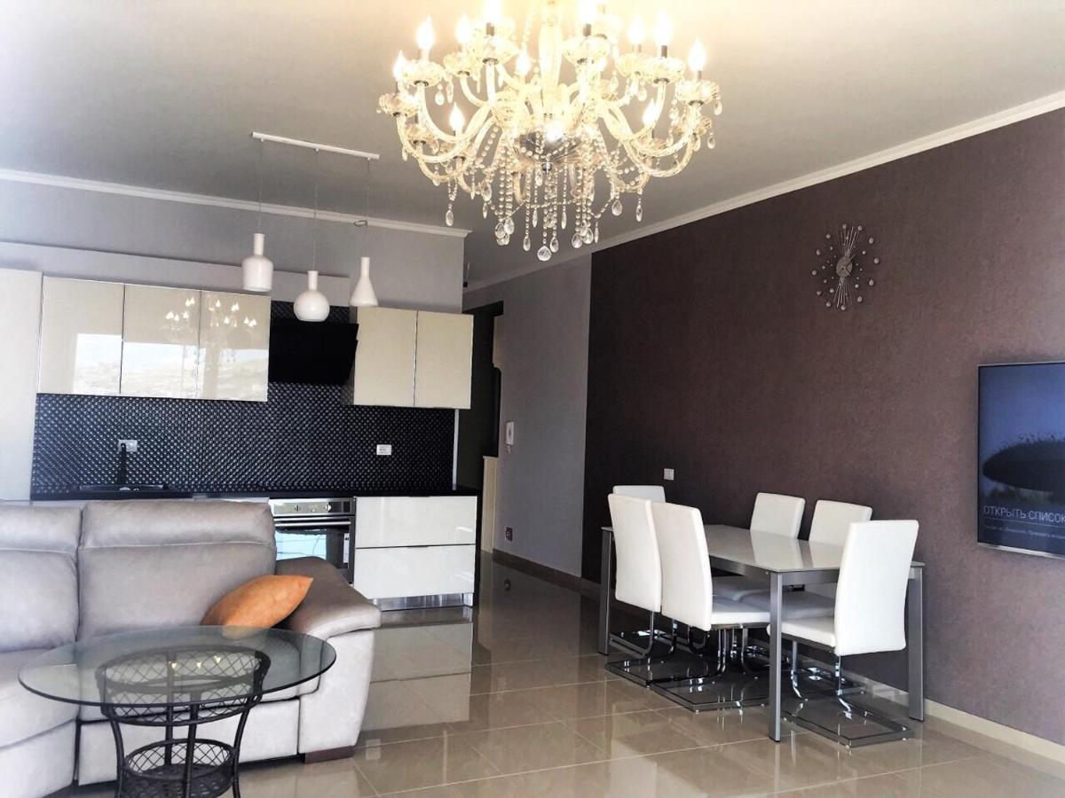 Royal Queen And King Luxury Apartment Sarandë Exterior foto