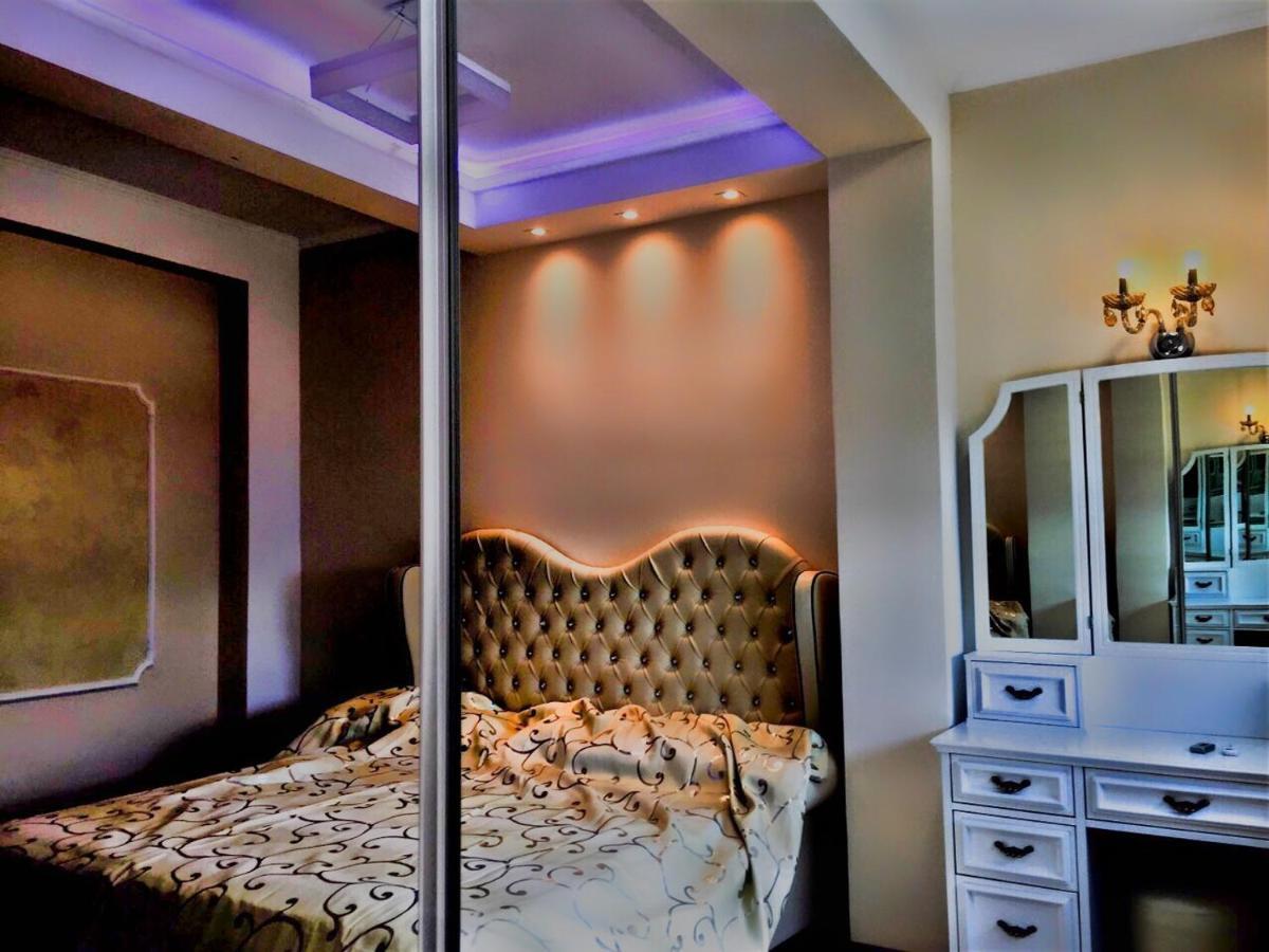 Royal Queen And King Luxury Apartment Sarandë Exterior foto